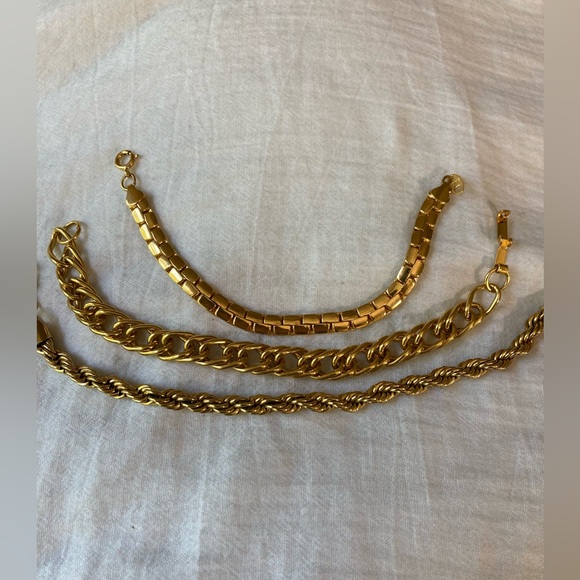 Bundle of 3 Gold Tone Vintage Chain Bracelet - Picture 2 of 5